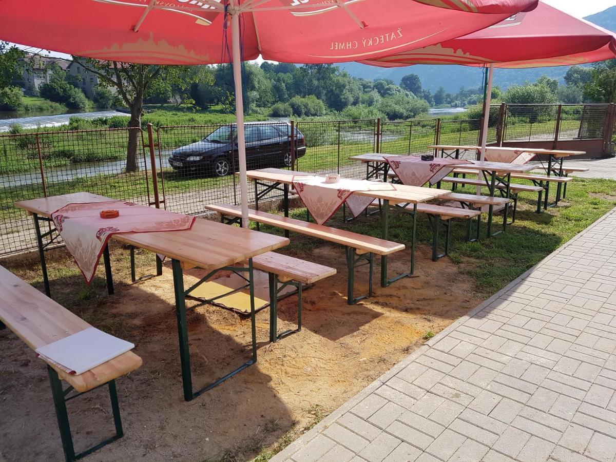 Penzion Na Pracharne Kladruby  Ngoại thất bức ảnh