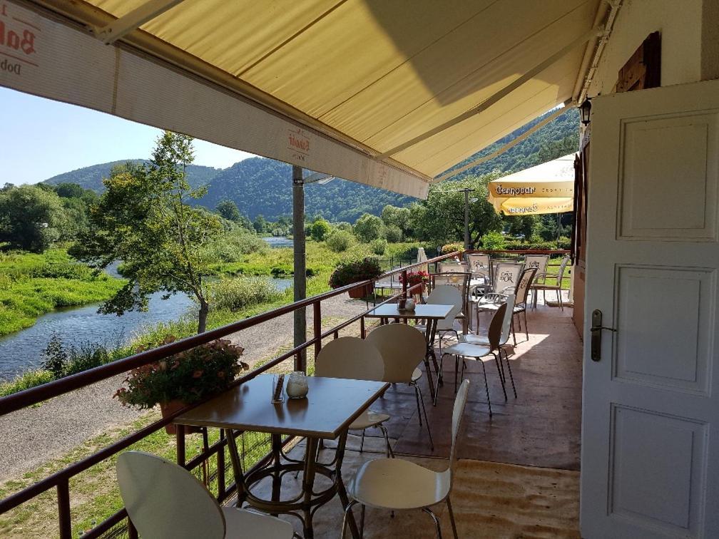 Penzion Na Pracharne Kladruby  Ngoại thất bức ảnh