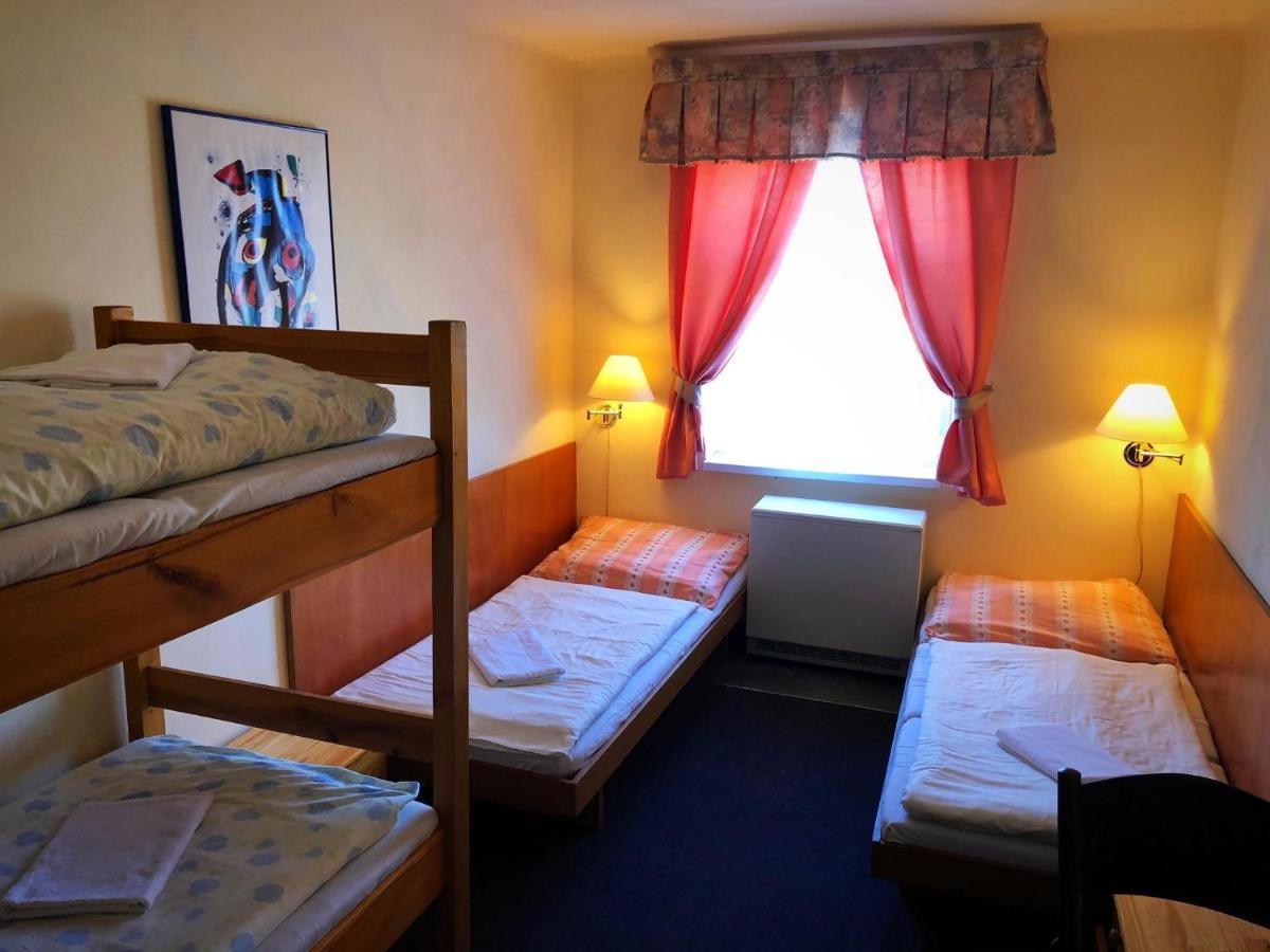 Penzion Na Pracharne Kladruby  Ngoại thất bức ảnh