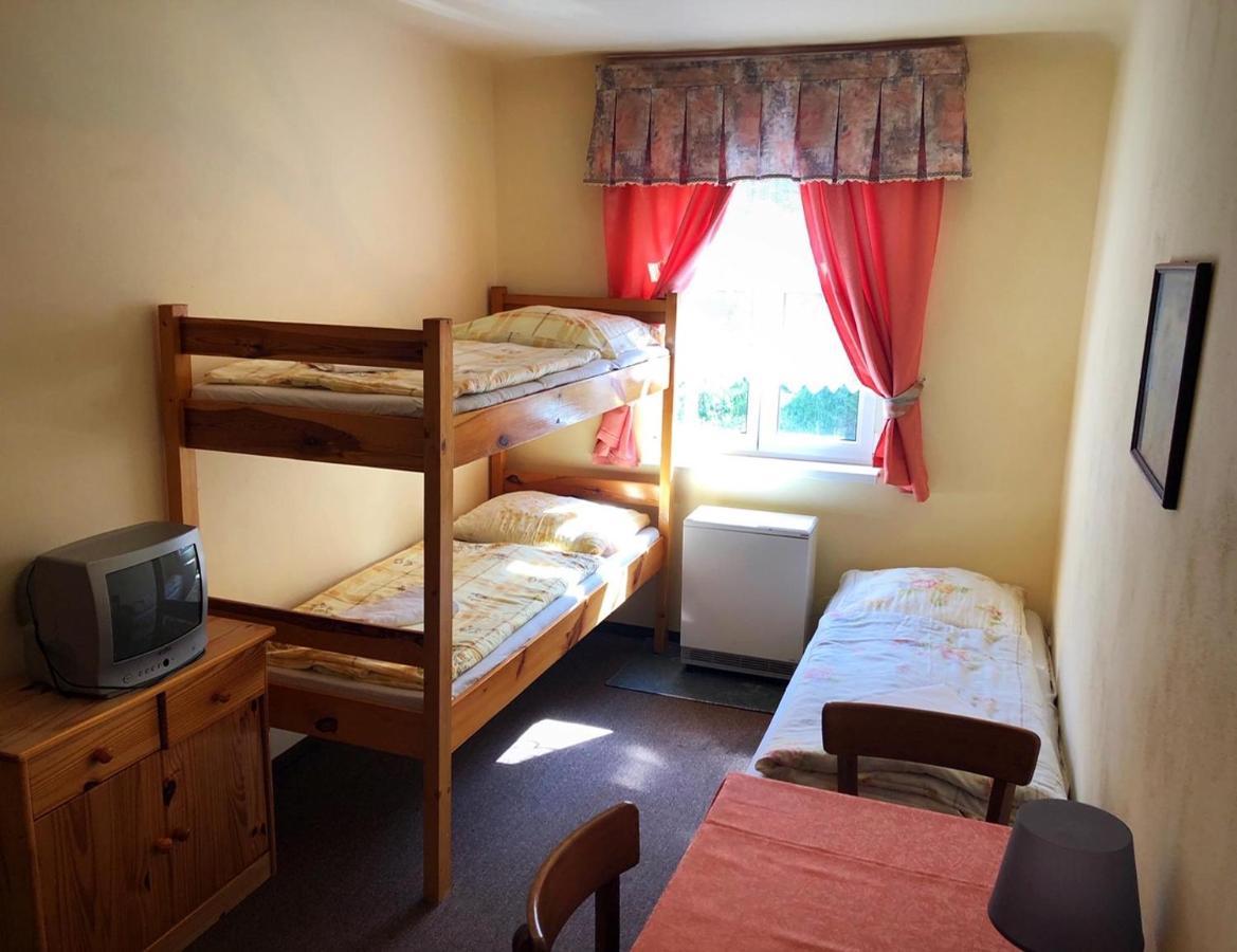 Penzion Na Pracharne Kladruby  Ngoại thất bức ảnh